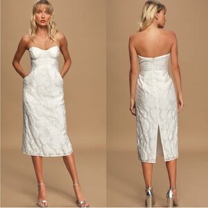 NWT Lulu's From this Day White Floral Jacquard Strapless Midi Dress Size Small